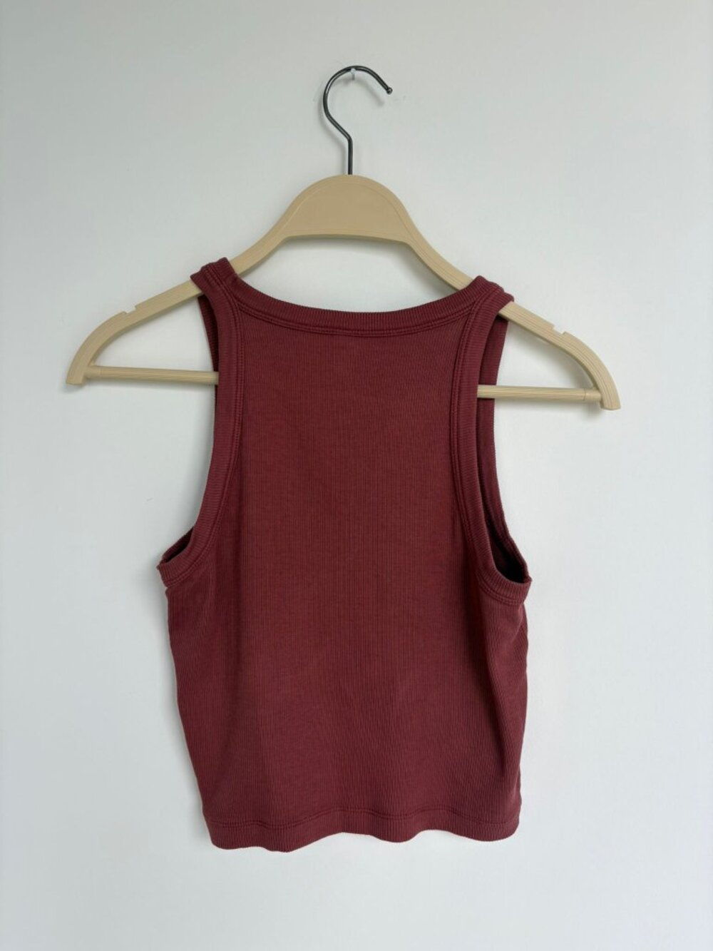 š¤ KOTN Ribbed Cropped Tank ā Size Small - Picture 2 of 3